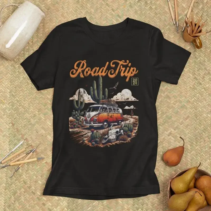 Outdoor Adventure Ideas - T-shirt Road Trip au design classique